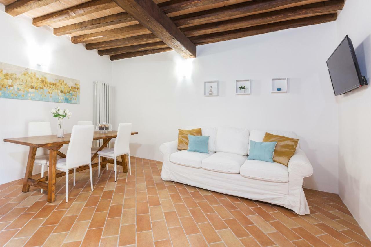 Casa Vacanze Montefalco Il Borgo Apartment Luaran gambar